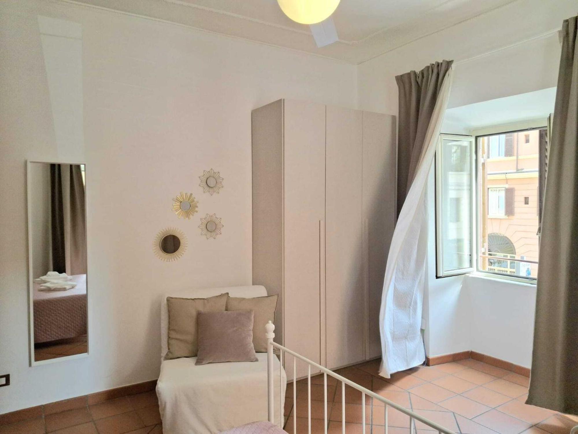 Candia 66 At The Vatican Museums Apartment